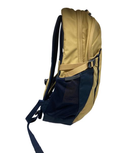 THE NORTH FACE（ザ ノース フェイス）THE NORTH FACE (ザ ノース フェイス) PIVOTER / ピボターリュック カーキの古着・服飾アイテム