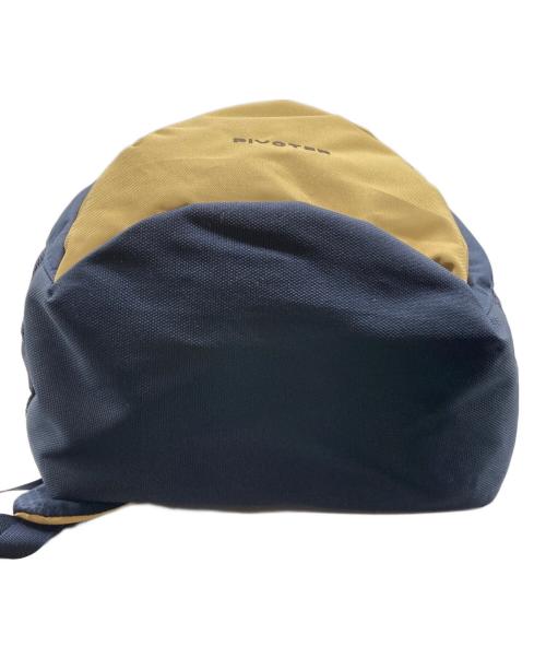 THE NORTH FACE（ザ ノース フェイス）THE NORTH FACE (ザ ノース フェイス) PIVOTER / ピボターリュック カーキの古着・服飾アイテム