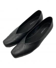 yuko imanishi（ユウコイマニシ）の古着「Vカットスクエアトゥウッドソールパンプス」｜ブラック