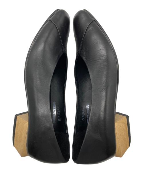 yuko imanishi（ユウコイマニシ）yuko imanishi (ユウコイマニシ) Vカットスクエアトゥウッドソールパンプス ブラック サイズ:36の古着・服飾アイテム
