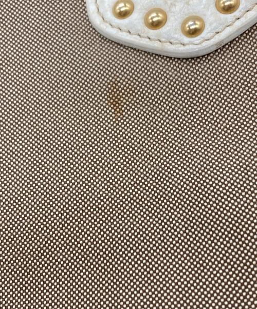 PRADA（プラダ）PRADA (プラダ) ロゴジャガードスタッズトートバッグ ベージュの古着・服飾アイテム