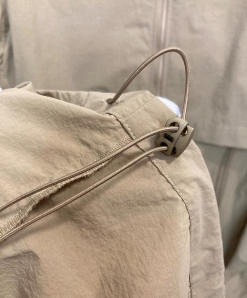 uncrave（アンクレイヴ）uncrave (アンクレイヴ) ドロストナイロンノーカラーコート ベージュ サイズ:1の古着・服飾アイテム