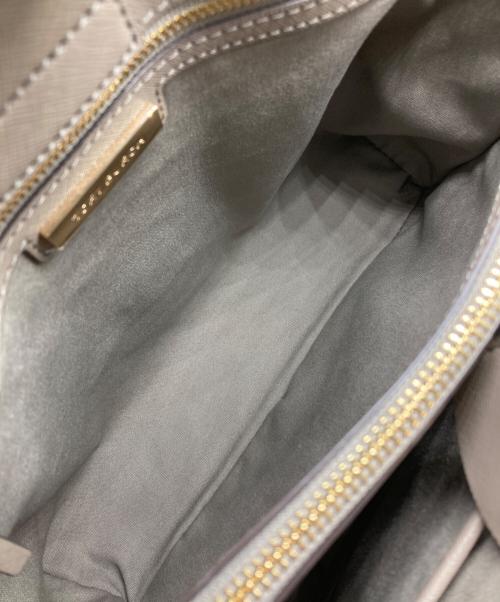 TORY BURCH（トリーバーチ）TORY BURCH (トリーバーチ) 2WAYショルダーバッグ グレージュの古着・服飾アイテム