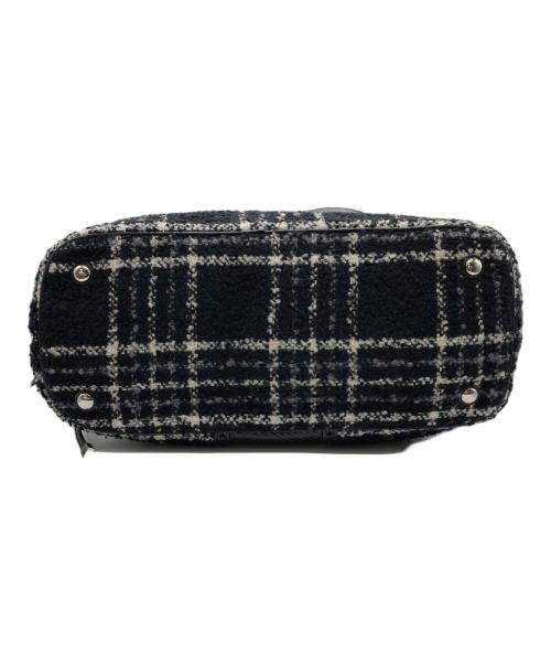COACH（コーチ）COACH (コーチ) チェックボアトートバッグ ブラック×ホワイトの古着・服飾アイテム