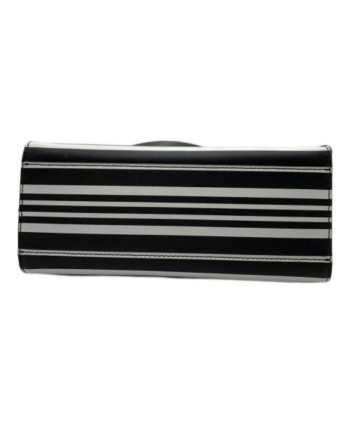 Kate Spade（ケイトスペード）Kate Spade (ケイトスペード) ボーダー2WAYバッグ ブラック×ホワイトの古着・服飾アイテム