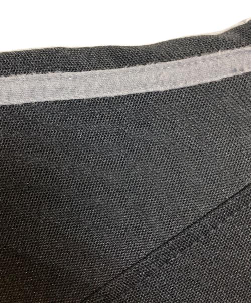 FRED PERRY（フレッドペリー）FRED PERRY (フレッドペリー) スタッズロゴトラックジャケット ブラック サイズ:Ｍの古着・服飾アイテム