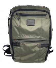 TUMI（トゥミ）の古着「ALPHA BRAVO / アルファブラボーダイナミックリュック」｜グリーン
