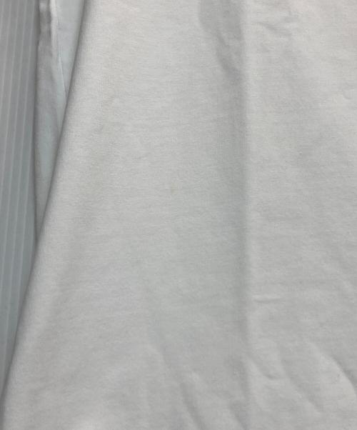 MONCLER（モンクレール）MONCLER (モンクレール) MAGLIA SCOLLO A V / VネックTシャツ ホワイト サイズ:XLの古着・服飾アイテム