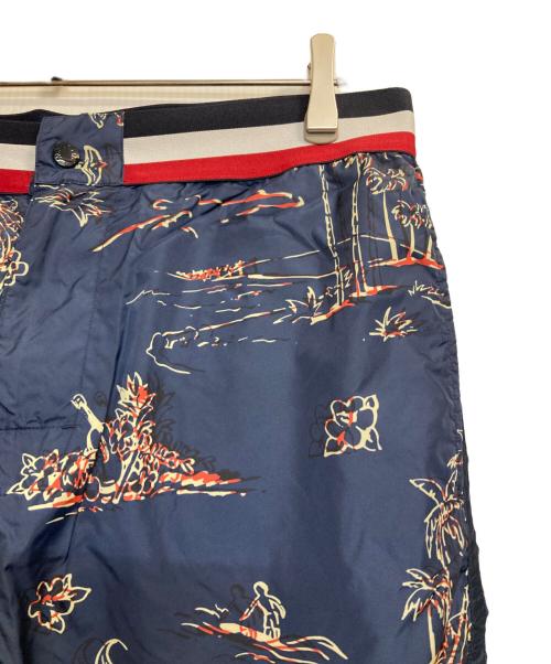 MONCLER（モンクレール）MONCLER (モンクレール) BOXER MARE/総柄ナイロンショートパンツ ネイビー サイズ:Ｌの古着・服飾アイテム