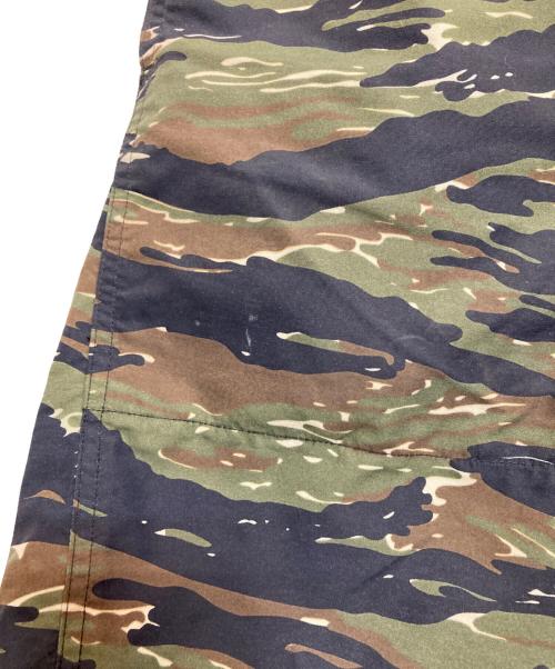 SUPREME（シュプリーム）Supreme (シュプリーム) 23SS Nylon Water Short / タイガーカモサーフショーツ ブラック×グリーン サイズ:XLARGEの古着・服飾アイテム