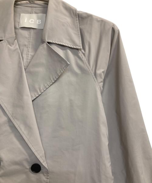 icB（アイシービー）icB (アイシービー) メモリーストレッチタフタ トレンチコート グレー サイズ:4の古着・服飾アイテム