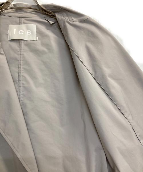 icB（アイシービー）icB (アイシービー) メモリーストレッチタフタ トレンチコート グレー サイズ:4の古着・服飾アイテム