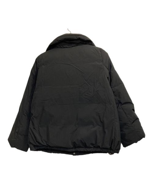 INDIVI（インディヴィ）INDIVI (インディヴィ) ステッチレス ショートダウンコート ブラック サイズ:40の古着・服飾アイテム