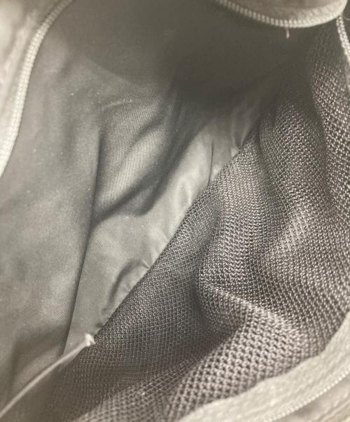 Y-3（ワイスリー）Y-3 (ワイスリー) ロゴプリントサコッシュ ブラックの古着・服飾アイテム