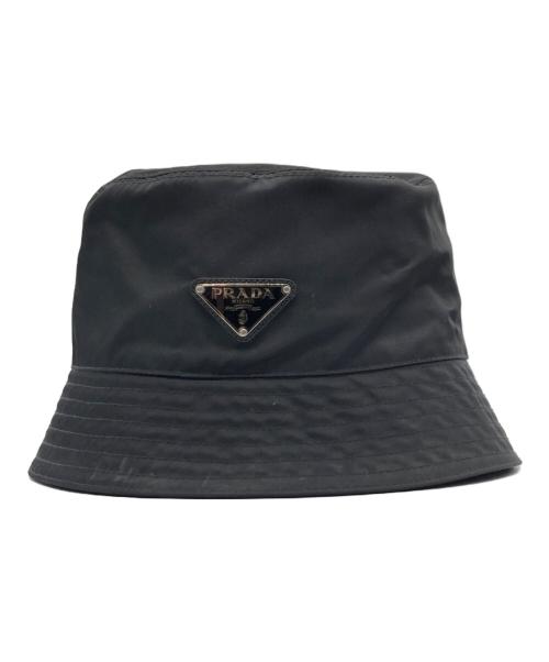 PRADA（プラダ）PRADA (プラダ) RE-NYLON トライアングルプレートバケットハット ブラック サイズ:XLの古着・服飾アイテム