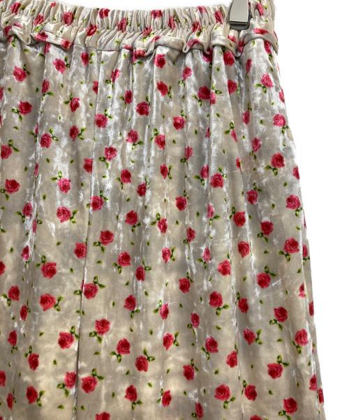 MAISON SPECIAL（メゾンスペシャル）MAISON SPECIAL (メゾンスペシャル) Flower Velor Easy Pants アイボリー サイズ:38の古着・服飾アイテム