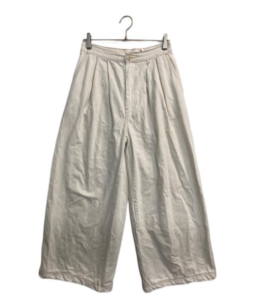 LEVI'S（リーバイス）LEVI'S (リーバイス) PLEATED トラウザー ホワイト サイズ:27の古着・服飾アイテム