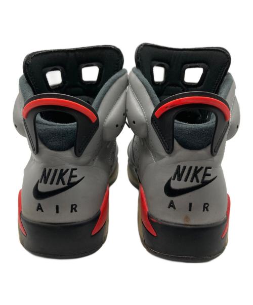 NIKE（ナイキ）NIKE (ナイキ) ハイカットスニーカー シルバー×オレンジ サイズ:28cmの古着・服飾アイテム