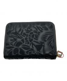 VIVIENNE TAM（ヴィヴィアンタム）の古着「刺繍コンパクトウォレット」｜ブラック