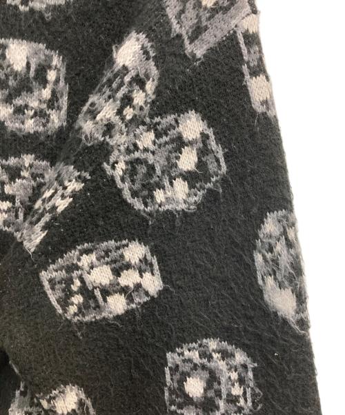 SUPREME（シュプリーム）Supreme (シュプリーム) 22FW Dice Sweater ブラック×グレー サイズ:Ｍの古着・服飾アイテム