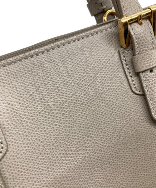 GIORGIO ARMANI（ジョルジョアルマーニ）GIORGIO ARMANI (ジョルジョアルマーニ) レザートートハンドバッグ ベージュの古着・服飾アイテム