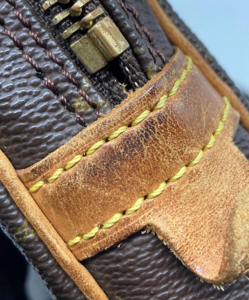 LOUIS VUITTON（ルイ ヴィトン）LOUIS VUITTON (ルイ ヴィトン) ショルダーポーチ ブラウンの古着・服飾アイテム