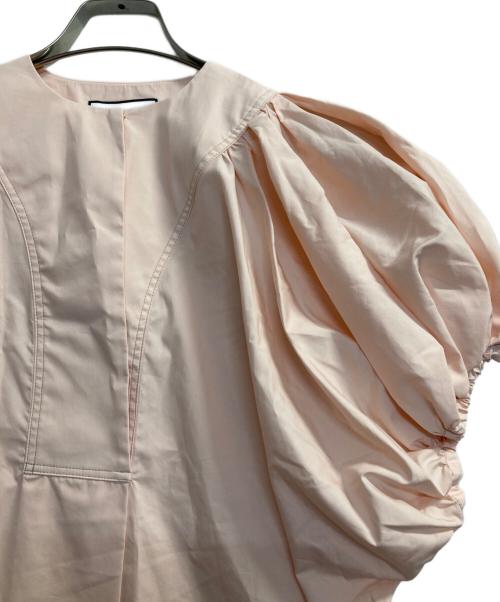 SEVEN TEN by MIHO KAWAHITO（セブン テン バイ ミホ カワヒト）SEVEN TEN by MIHO KAWAHITO (セブン テン バイ ミホ カワヒト) ギャザースリーブブラウス ピンク サイズ:Ｓの古着・服飾アイテム