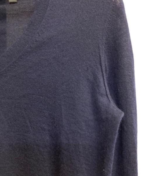 DRAWER（ドゥロワー）Drawer (ドゥロワー) カシミヤ・シルクブレンドVネックニット ネイビー サイズ:2の古着・服飾アイテム