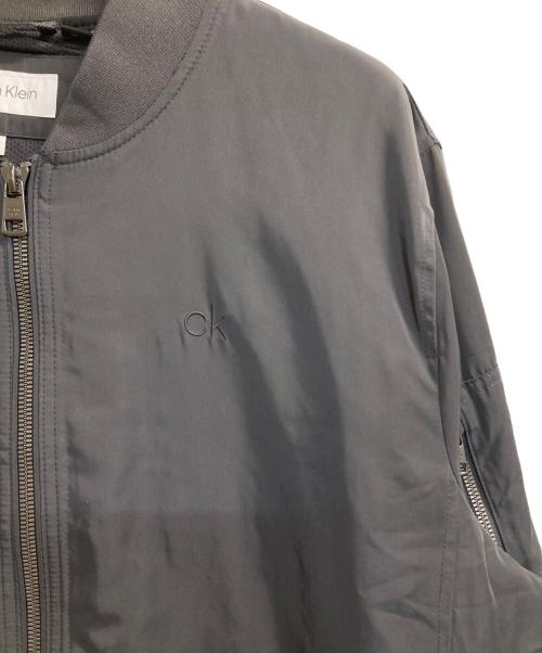 Calvin Klein（カルバンクライン）Calvin Klein (カルバンクライン) MA-1ジャケット グレー サイズ:XLの古着・服飾アイテム