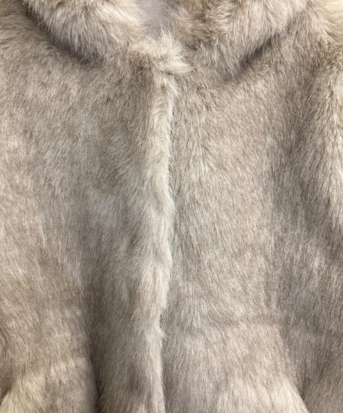thinkfur（シンクファー）thinkfur (シンクファー) Gradation Fur Foody Jacket ベージュ サイズ:ＦＲＥＥの古着・服飾アイテム