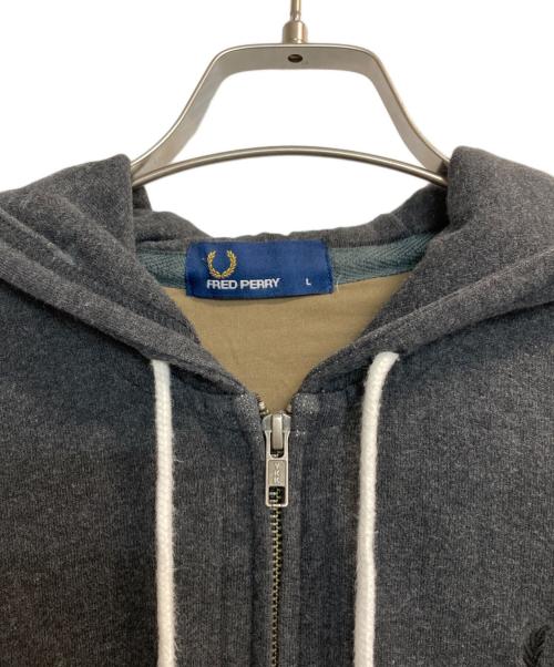 FRED PERRY（フレッドペリー）FRED PERRY (フレッドペリー) バックユニオンジャックジップパーカー グレー サイズ:Lの古着・服飾アイテム