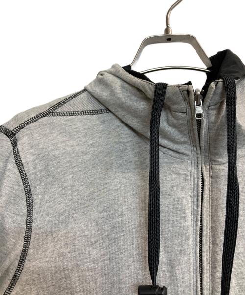 DIESEL（ディーゼル）DIESEL (ディーゼル) ブレイブマンバックプリントリバーシブルパーカー グレー サイズ:Mの古着・服飾アイテム