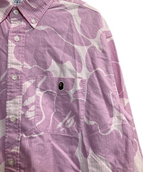 A BATHING APE（アベイシングエイプ）A BATHING APE (アベイシングエイプ) SOLID CAMO STRIPE RELAXED FIT SHIRT ピンク サイズ:Lの古着・服飾アイテム