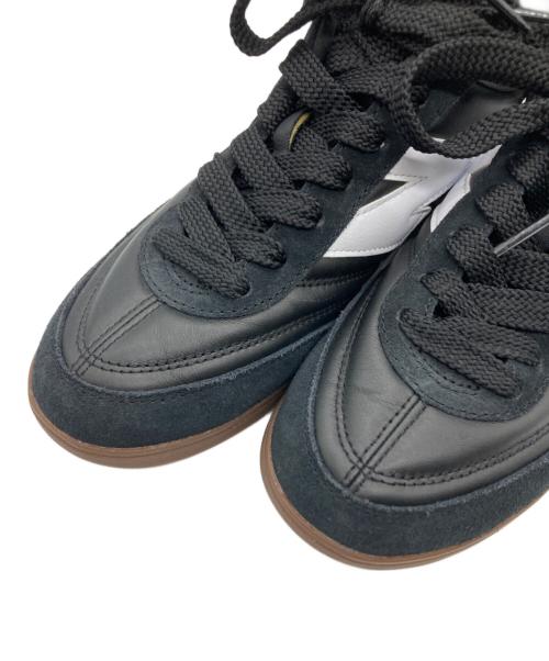 NEW BALANCE（ニューバランス）NEW BALANCE (ニューバランス) ローカットスニーカー ブラック×ホワイト サイズ:27.5の古着・服飾アイテム