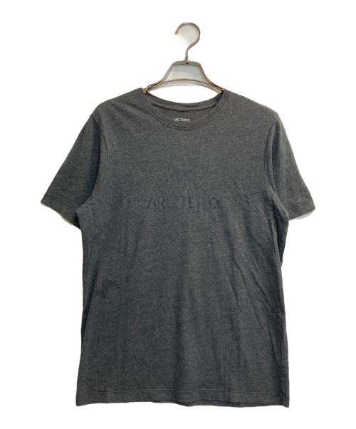 ARC'TERYX（アークテリクス）ARC'TERYX (アークテリクス) ロゴカットソー グレー サイズ:Ｓの古着・服飾アイテム