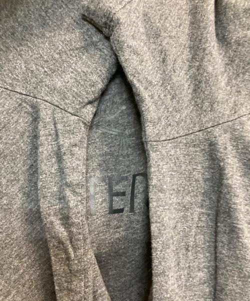 ARC'TERYX（アークテリクス）ARC'TERYX (アークテリクス) ロゴカットソー グレー サイズ:Ｓの古着・服飾アイテム