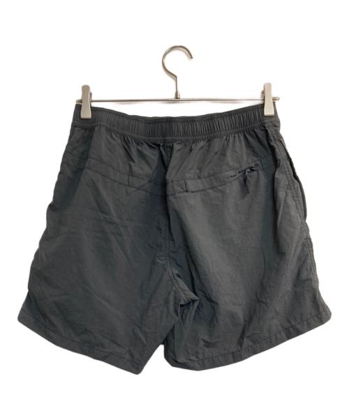THE NORTH FACE（ザ ノース フェイス）THE NORTH FACE (ザ ノース フェイス) VERSATILE SHORT グレー サイズ:Ｌの古着・服飾アイテム
