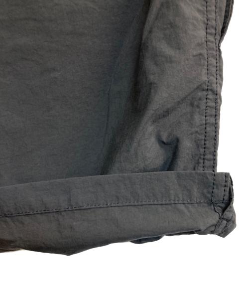 THE NORTH FACE（ザ ノース フェイス）THE NORTH FACE (ザ ノース フェイス) VERSATILE SHORT グレー サイズ:Ｌの古着・服飾アイテム