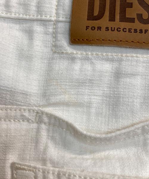 DIESEL（ディーゼル）DIESEL (ディーゼル) デニムパンツ ホワイト サイズ:W31 L32の古着・服飾アイテム