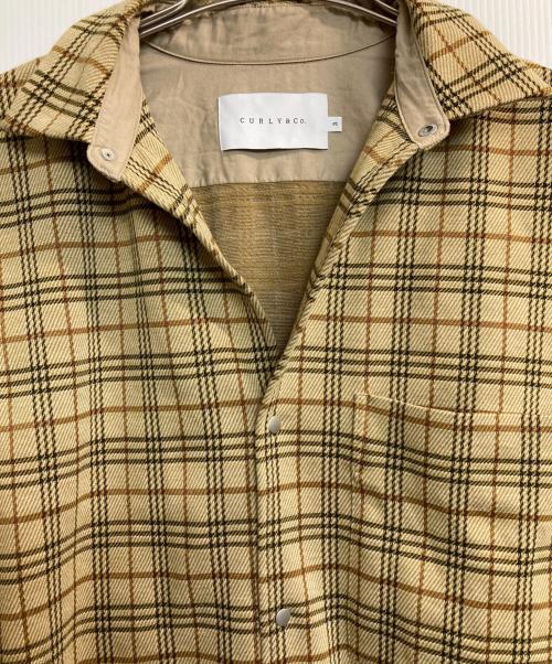 CURLY&Co.（カーリー）CURLY&Co. (カーリー) シャツジャケット ベージュ サイズ:3の古着・服飾アイテム