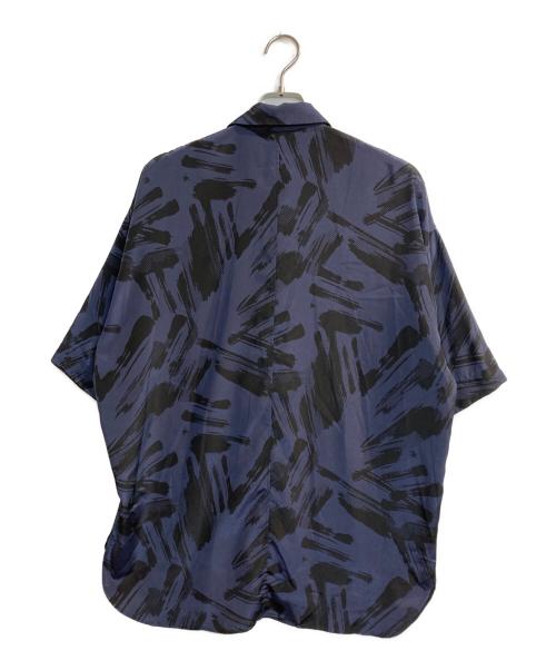 PUBLIC TOKYO（パブリックトウキョウ）PUBLIC TOKYO (パブリックトウキョウ) 総柄シャツ ネイビー×ブラック サイズ:1の古着・服飾アイテム
