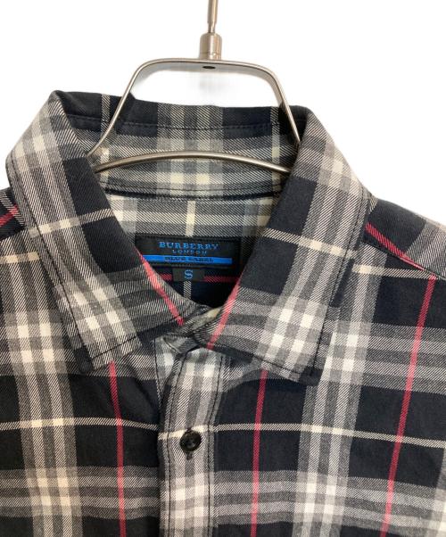 BURBERRY LONDON（バーバリーロンドン）BURBERRY LONDON (バーバリーロンドン) チェックシャツ ブラック×レッド サイズ:Sの古着・服飾アイテム