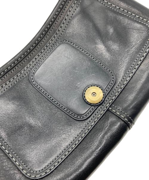 COACH（コーチ）COACH (コーチ) レザーワンショルダーバッグ ブラックの古着・服飾アイテム