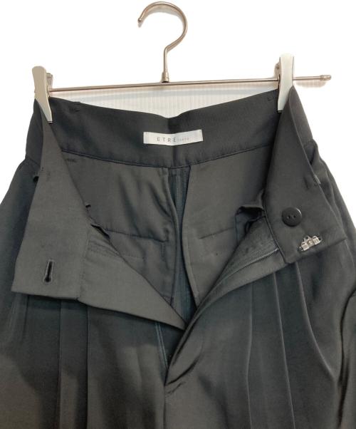 ETRE TOKYO（エトレトウキョウ）ETRE TOKYO (エトレトウキョウ) ツイルハイウエストタックパンツ ブラック サイズ:XS 未使用品の古着・服飾アイテム