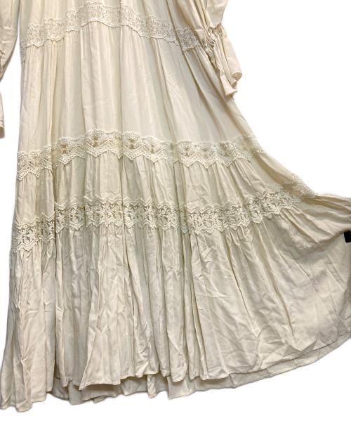 COCODEAL（ココディール）COCODEAL (ココディール) ラッフルレーストリムワンピース アイボリー サイズ:2の古着・服飾アイテム