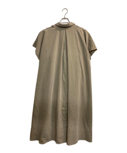 MIELI INVARIANT（ミエリインヴァリアント）MIELI INVARIANT (ミエリインヴァリアント) WIDE TUCK SHIRT DRESS ベージュ サイズ:Ｆの古着・服飾アイテム