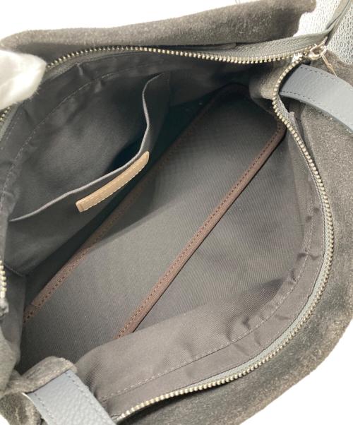 russet（ラシット）russet (ラシット) ステンシルデザインスエードショルダーバッグ グレーの古着・服飾アイテム