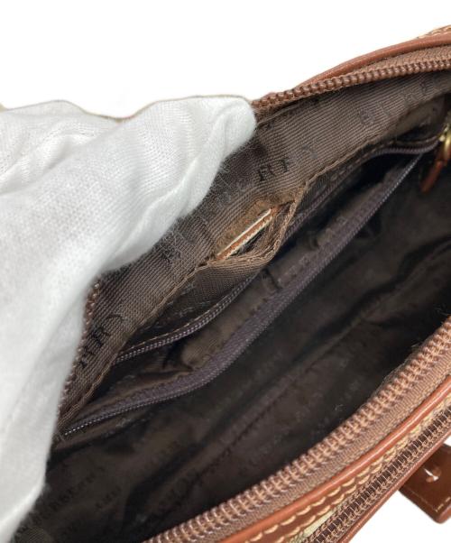 BURBERRY LONDON（バーバリーロンドン）BURBERRY LONDON (バーバリーロンドン) ノヴァチェックショルダーバッグ ベージュの古着・服飾アイテム