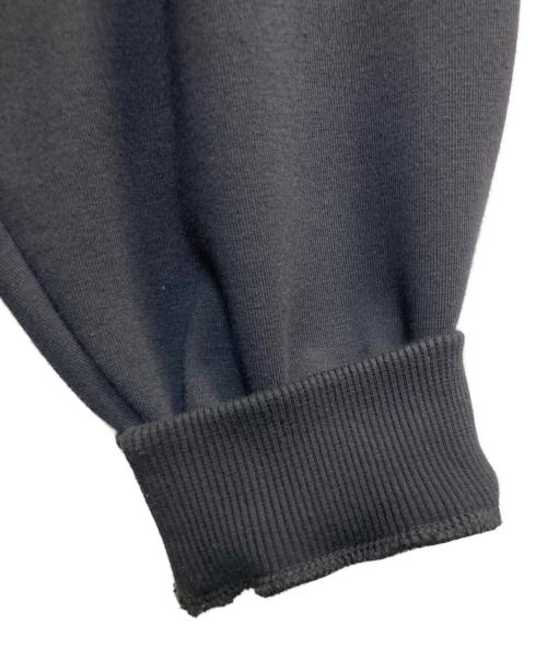 GOOPiMADE（グーピーメイド）GOOPiMADE (グーピーメイド) Misty Port“ Logo Hoodie グレー サイズ:3の古着・服飾アイテム