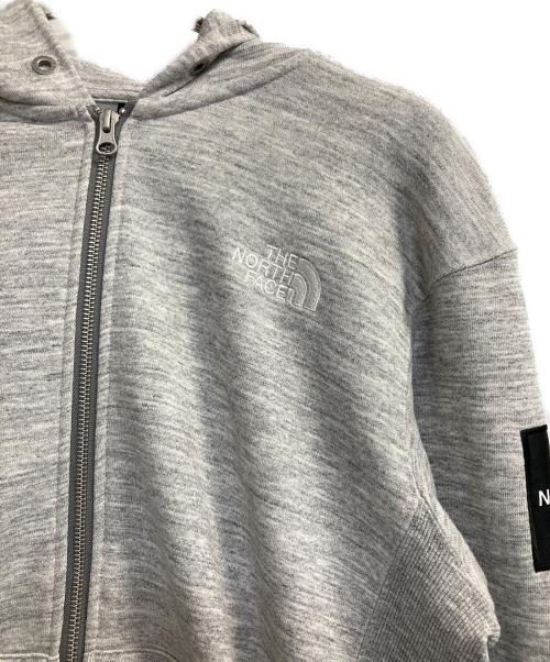 THE NORTH FACE（ザ ノース フェイス）THE NORTH FACE (ザ ノース フェイス) スクエアロゴフルジップ グレー サイズ:Ｍの古着・服飾アイテム